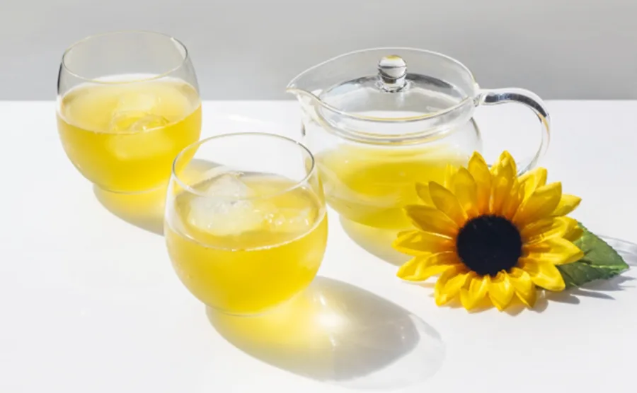 さわやかな朝のモリンガティーをイメージした画像