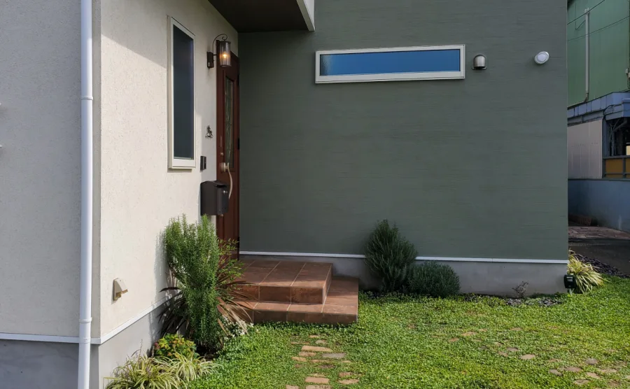 自宅サロンの玄関の画像